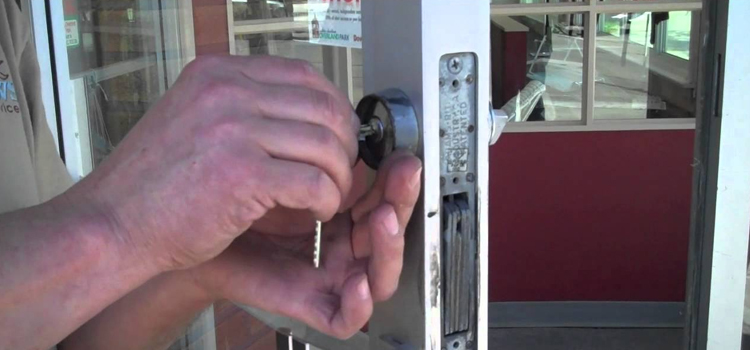 commercial door lock repair Tara Hills